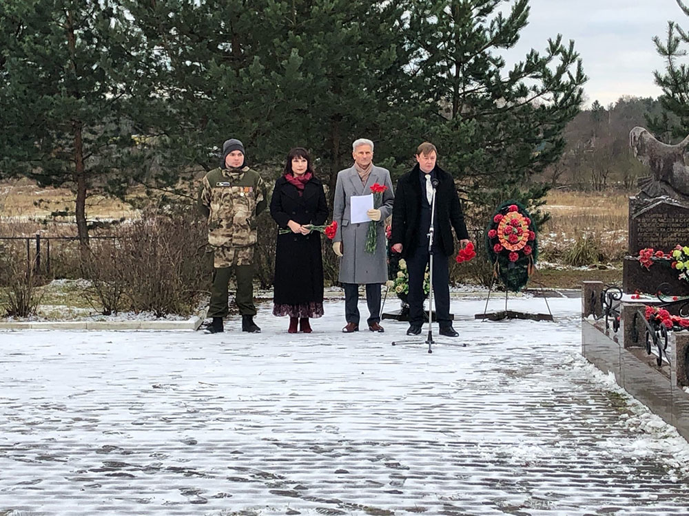 Торжественное перезахоронение Узхажи Пашаева
