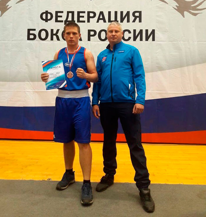 Суворов Дмитрий с тренером